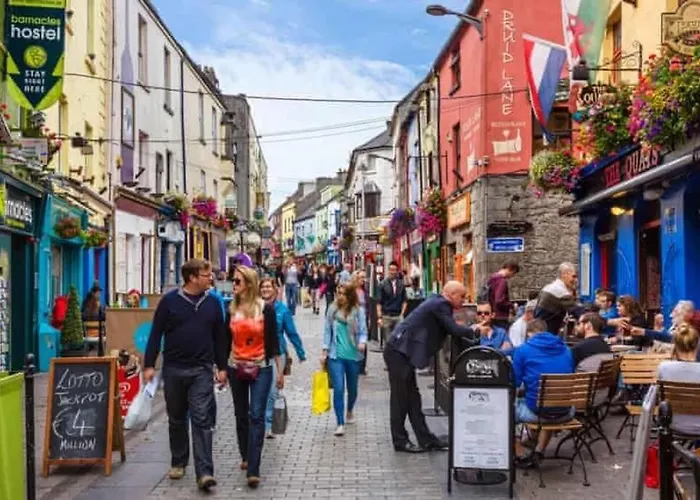 - 135 Bohermore Дом отдыха